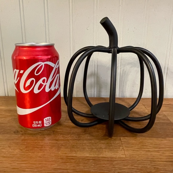 SOLD Mini Wrought Iron Pumpkin - Picture 7 of 7